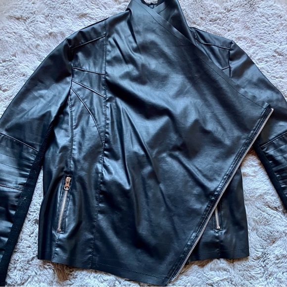 Moto Faux Black Leather side zip waterfall front lightweight jacket cardigan - Picture 5 of 13